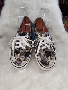 Van's Authentic ASPCA Ltd. Edition Cat Print Canvas Lace-Up Sneakers